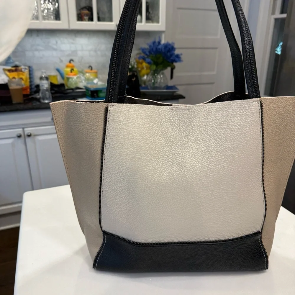 Botkier Tote Bag Soho Color-block Tan, Ivory & Black Pebbled Leather PRISTINE